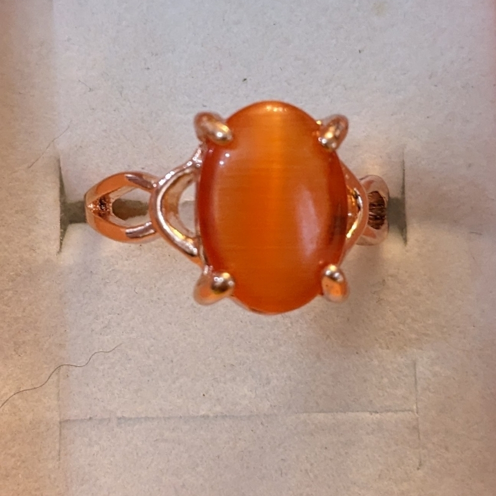 New stunning cat's eye style gold tone ring, T1B8C